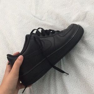 all black nike air force ones